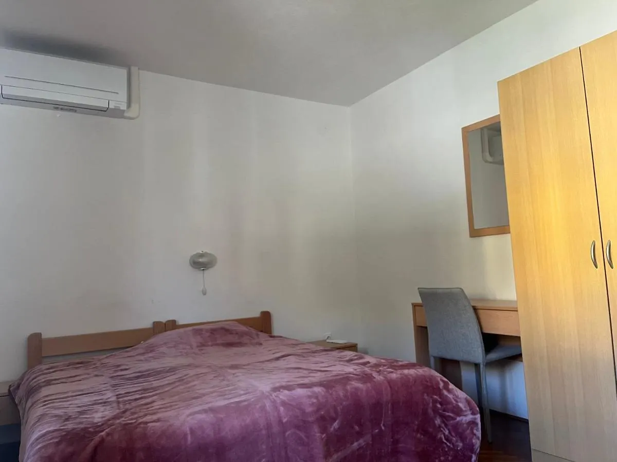 Apt Stefanic 4/2 Apartment Baska   Baska (Krk)